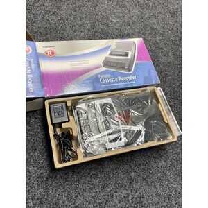 RadioShack Portable Cassette Recorder 14-1117 with AC Adapter Original Box